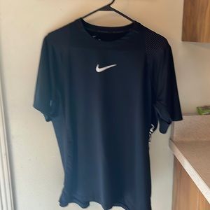 Nike T-shirt. Aeroadapt